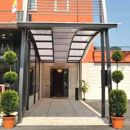 Hotel Star 3*