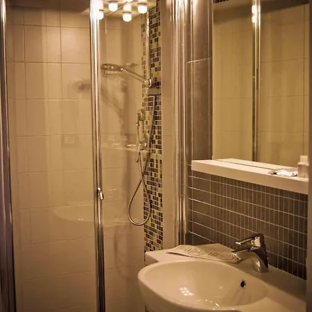 Hotel Star 3*